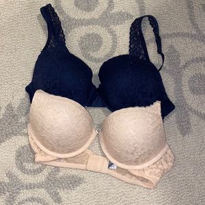 Two lace arie bras size 36 D